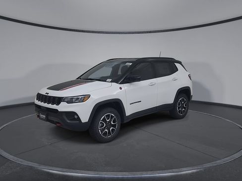 New 2026 Jeep Compass Trailhawk AWD/4WD image 7