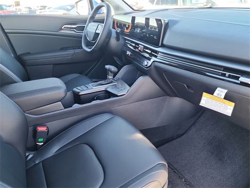 New 2026 Kia Sportage EX image 16