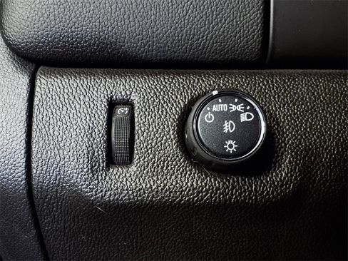 Used 2019 Chevrolet Colorado LT w/ LT Convenience Package image 24