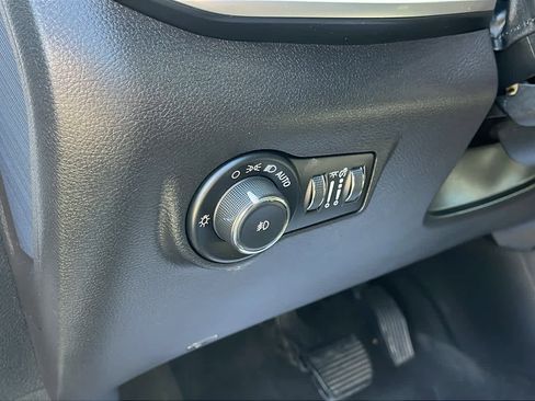 Used 2024 Jeep Compass Latitude AWD/4WD image 25