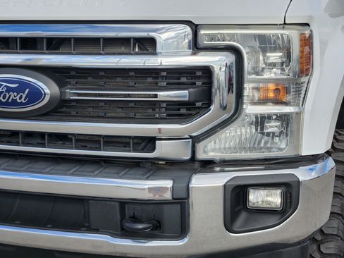 Used 2022 Ford F250 Lariat w/ Lariat Value Package AWD/4WD image 8