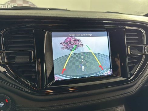 Used 2022 Dodge Durango GT image 18