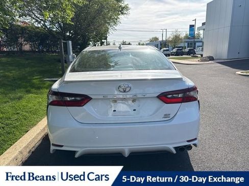 Used 2021 Toyota Camry SE w/ Convenience Package AWD/4WD image 5