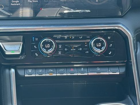 Certified 2024 GMC Sierra 2500 Denali w/ Technology Package AWD/4WD image 20