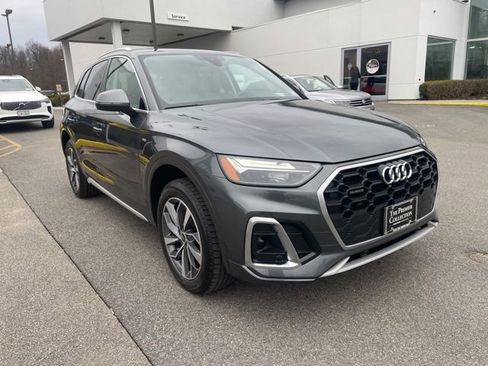 Used 2023 Audi Q5 2.0T Premium w/ Convenience Package image 5