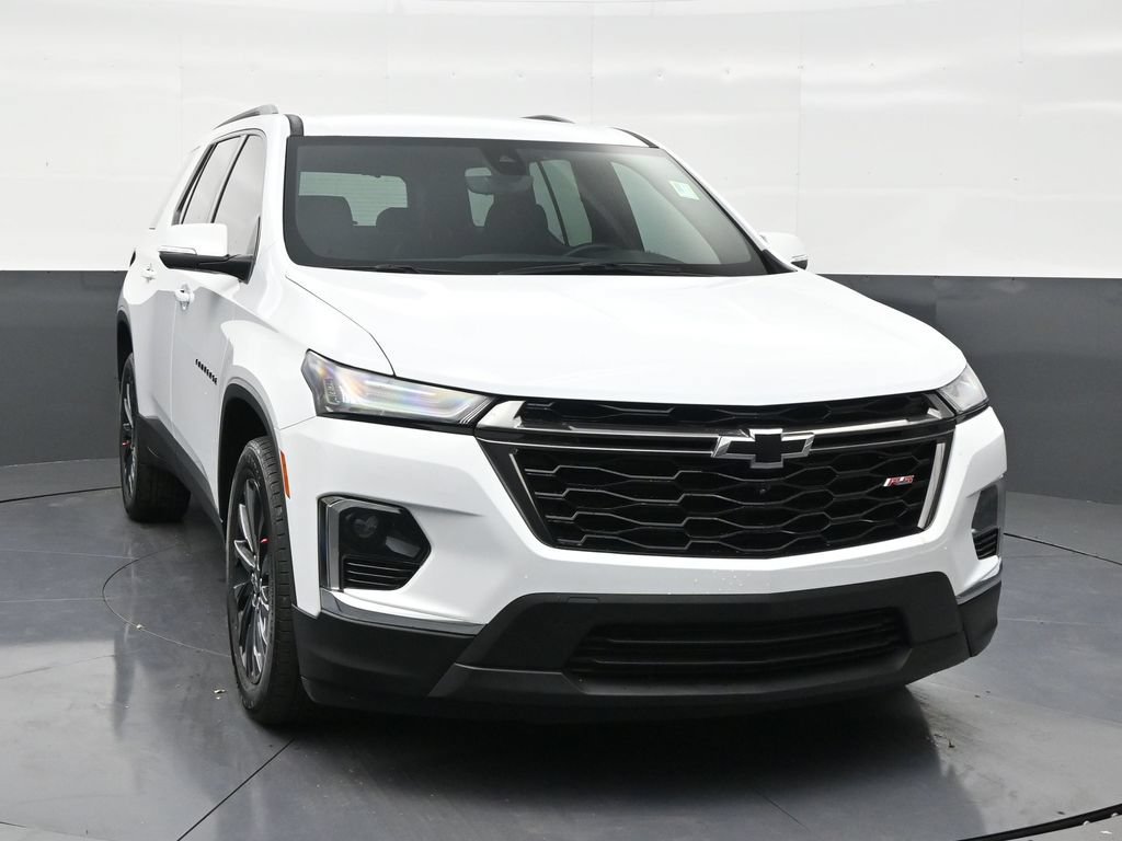 Used 2023 Chevrolet Traverse RS FWD image 7