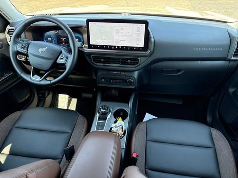 Used 2025 Ford Bronco Sport Outer Banks w/ Outer Banks Tech Package+ AWD/4WD image 10