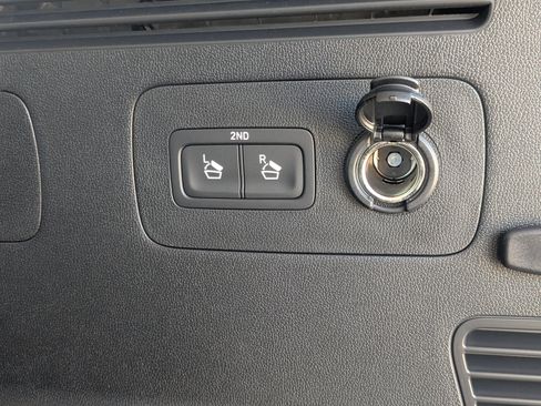 New 2026 Kia Sorento LX FWD image 12
