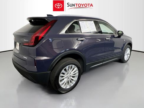 Used 2024 Cadillac XT4 Luxury image 4