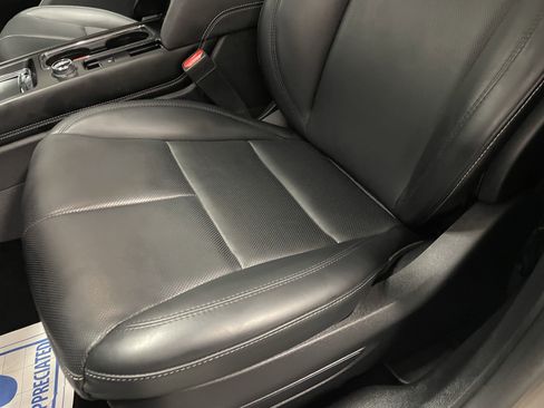 Used 2025 Lincoln Corsair AWD w/ Equipment Group 101A image 22