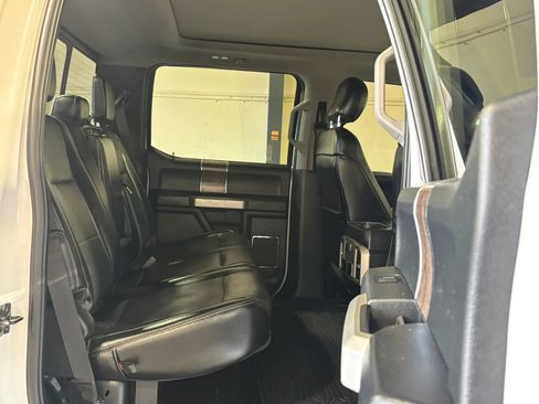 Used 2019 Ford F350 Lariat AWD/4WD image 16