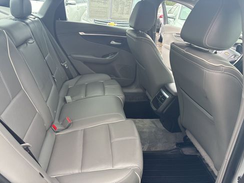 Used 2016 Chevrolet Impala LTZ image 17