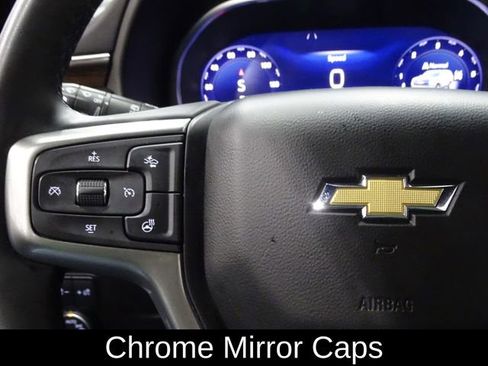 Used 2024 Chevrolet Suburban Premier image 27