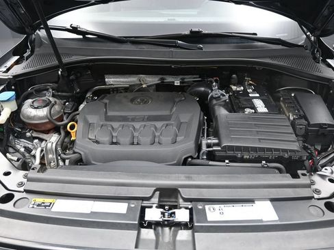 Used 2019 Volkswagen Tiguan SE w/ Panoramic Sunroof Package AWD/4WD image 31