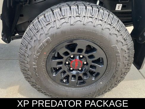 Used 2023 Toyota Tacoma SR5 AWD/4WD image 11