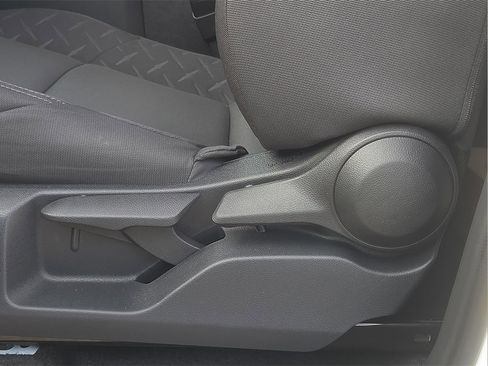 New 2026 Toyota Tacoma SR5 image 13