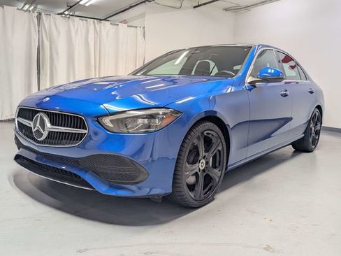 Used 2022 Mercedes-Benz C 300 Sedan image 5