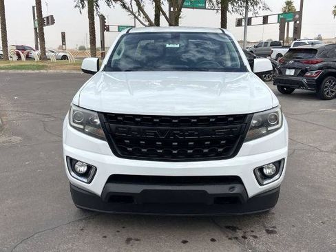 Used 2019 Chevrolet Colorado Z71 AWD/4WD image 3