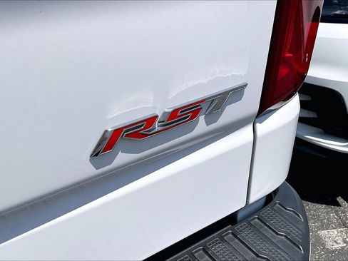 Used 2023 Chevrolet Silverado 1500 RST RWD image 9