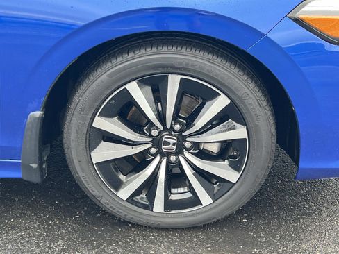 Certified 2024 Honda Civic EX image 27