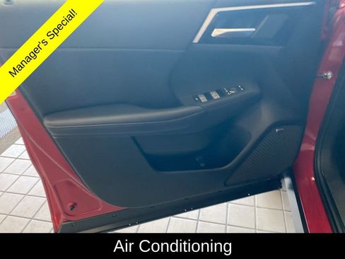 Used 2025 Mitsubishi Outlander SE AWD/4WD image 10