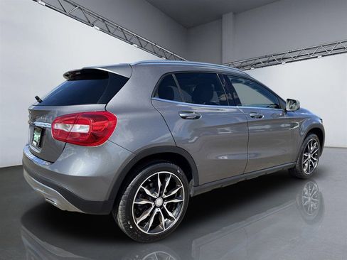 Used 2016 Mercedes-Benz GLA 250 4MATIC image 7