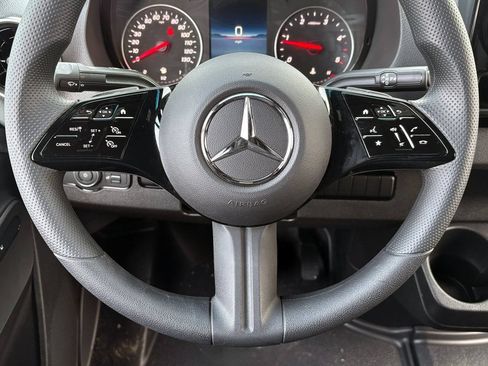 Used 2026 Mercedes-Benz Sprinter 2500 image 14
