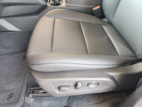 New 2026 Chevrolet Colorado LT w/ LT Convenience Package image 19