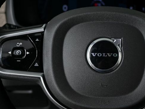 New 2026 Volvo XC90 B6 Plus w/ Protection Package Premier image 10