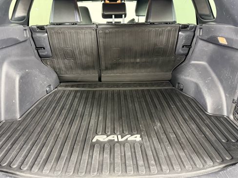 Used 2021 Toyota RAV4 XSE w/ Carpet Mat Package (TMS) AWD/4WD image 14