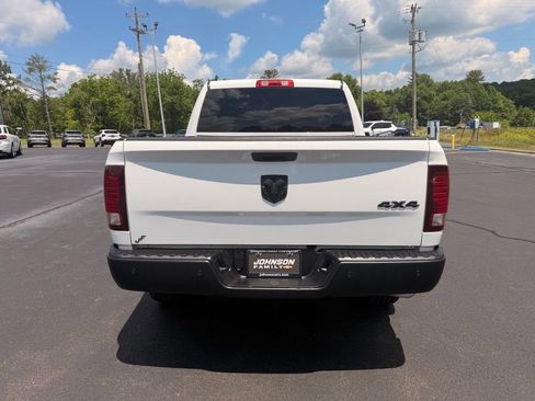 Used 2024 RAM 1500 Warlock AWD/4WD image 9