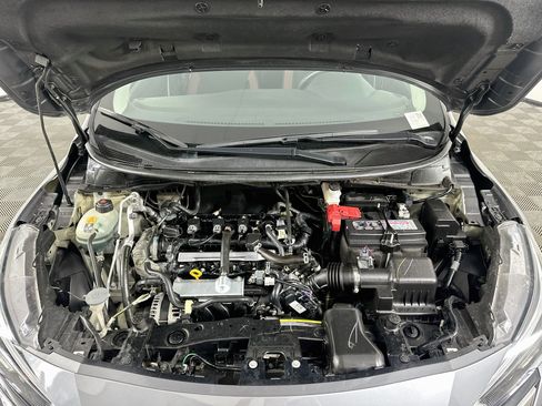 Used 2025 Nissan Versa SR w/ Trunk Package FWD image 33