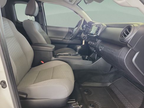 Used 2021 Toyota Tacoma SR w/ SX Package RWD image 19