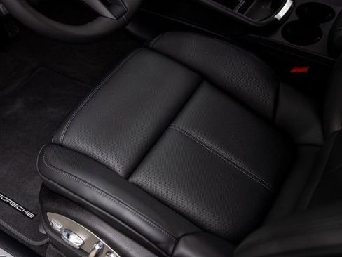 New 2026 Porsche Macan S image 26