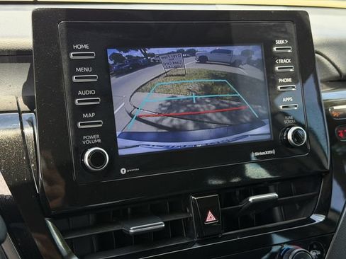 Used 2024 Toyota Camry SE FWD image 17