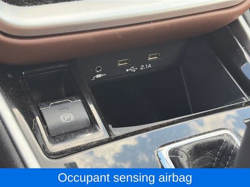 Used 2020 Subaru Outback Touring XT AWD/4WD image 27