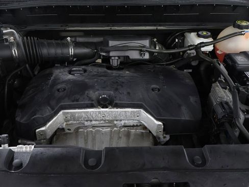 Used 2021 Chevrolet Blazer LT FWD image 18