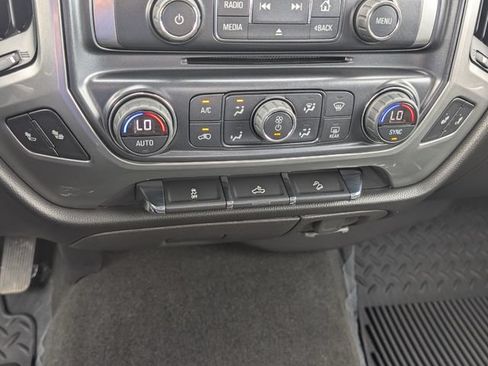 Used 2018 Chevrolet Silverado 1500 LT w/ All Star Edition AWD/4WD image 23