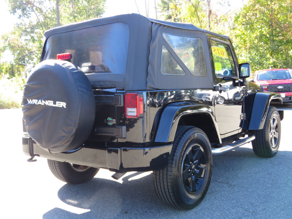 Used 2015 Jeep Wrangler Sport AWD/4WD image 5