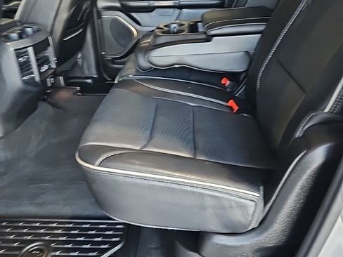 Used 2021 RAM 1500 Limited w/ Body Color Bumper Group image 24