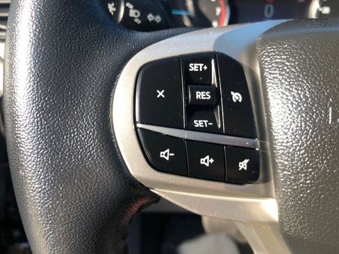 Used 2023 Ford Explorer XLT w/ Class IV Trailer Tow Package image 6