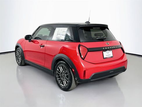 Certified 2025 MINI Cooper S FWD image 6