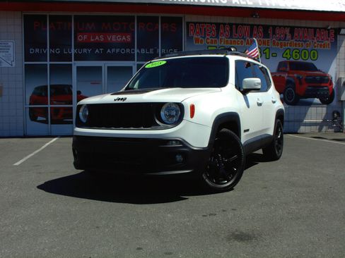 Used 2018 Jeep Renegade Altitude image 4