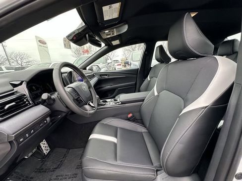 Used 2026 Toyota Camry SE w/ Convenience Package image 26