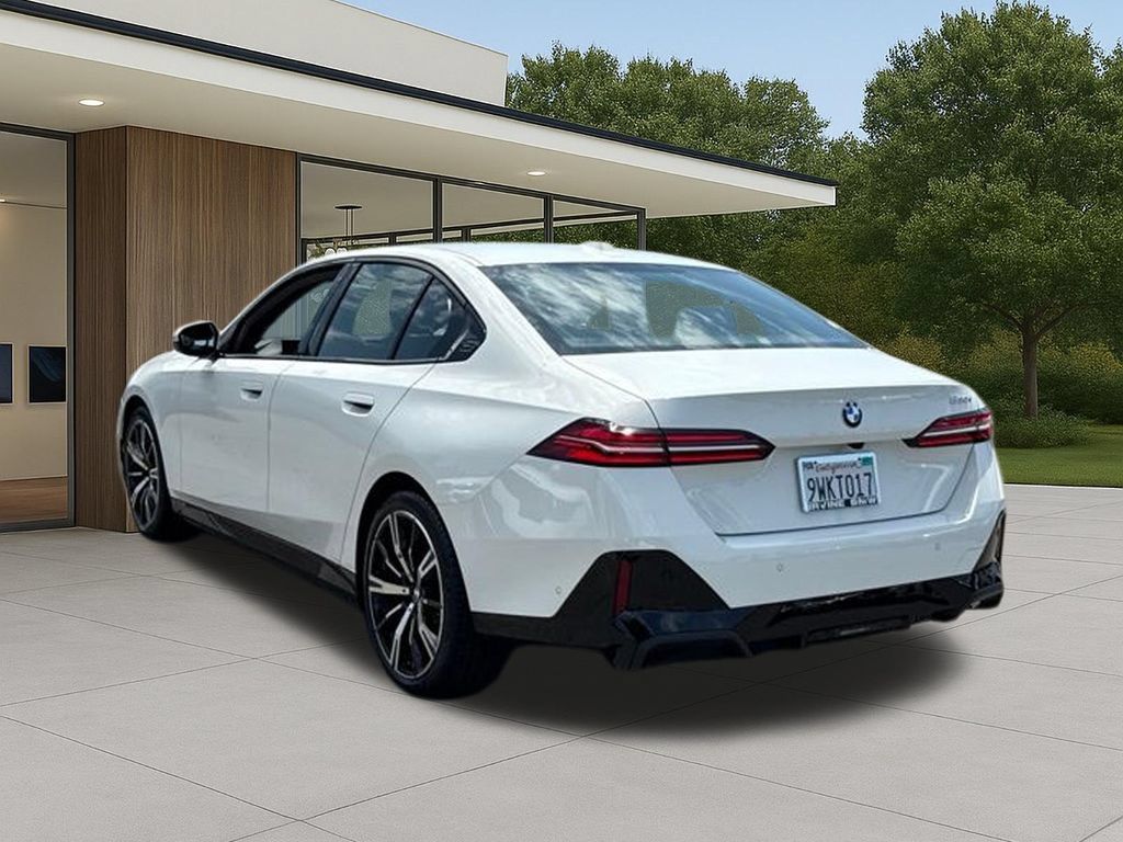 Used 2026 BMW 530i w/ M Sport Package RWD image 12