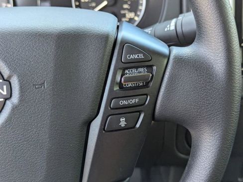 Used 2025 Nissan Frontier SV RWD image 29