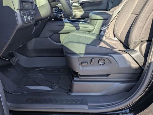 New 2026 Chevrolet Tahoe LS w/ LS Custom Edition AWD/4WD image 11