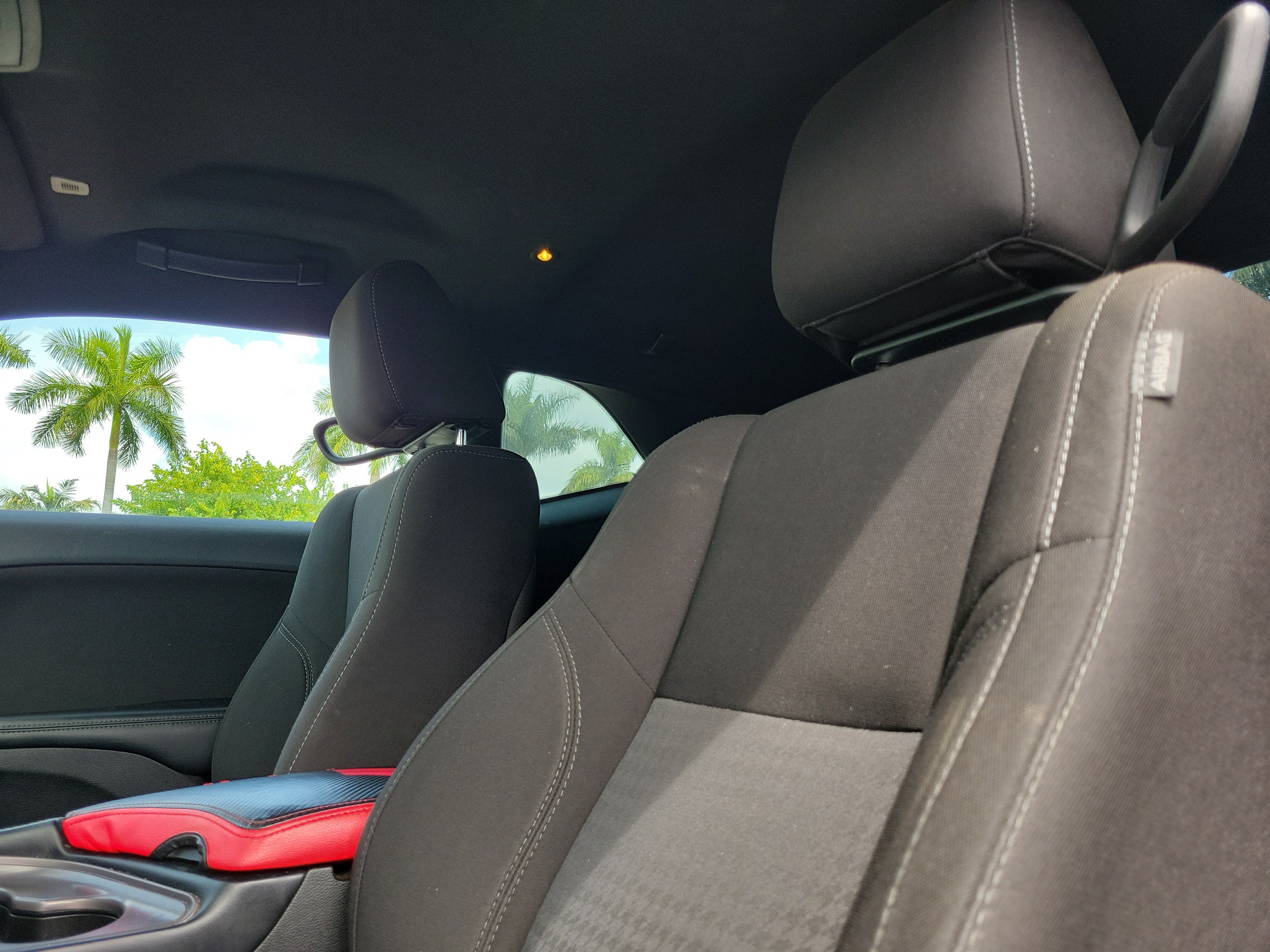 Used 2023 Dodge Challenger SXT RWD image 13