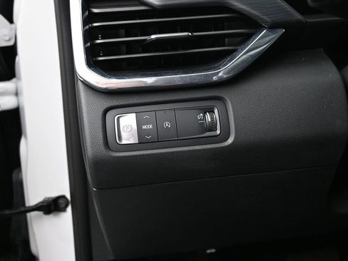 Certified 2025 GMC Acadia Elevation image 14