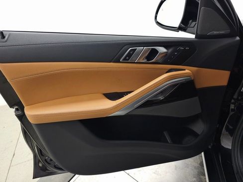 Used 2023 BMW X6 xDrive40i w/ Parking Assistance Package image 14